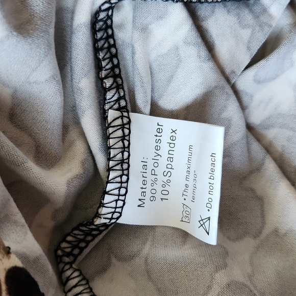 Leopard long sleeve Maxi Dress - Picture 11 of 11